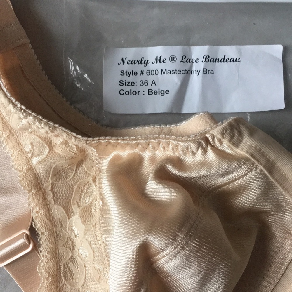 🆕Nearly Me Lace Bandeau Mastectomy Bra - Picture 9 of 9